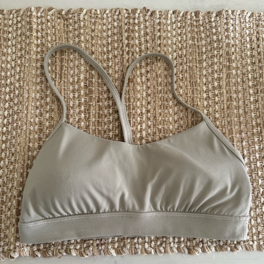 Lululemon Flow Y Bra
